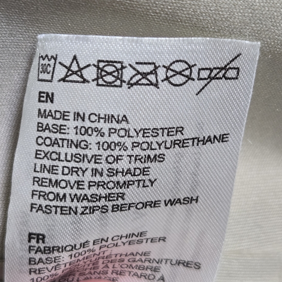 Varley Kirsten Women's Medium Cream Hooded Rain Jacket - Picture 14 of 14